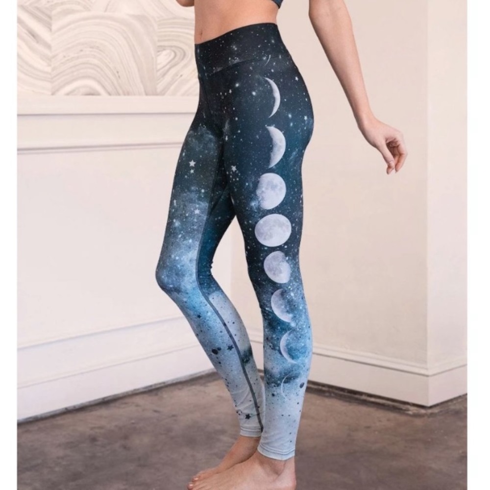 COPY - Eagle Rock Werkshop M moon phases leggings